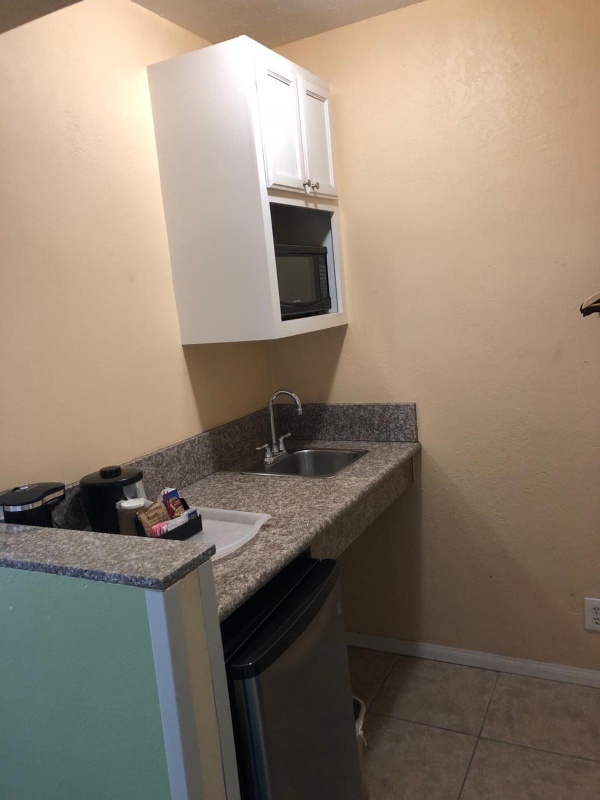 Encore Motel image 13