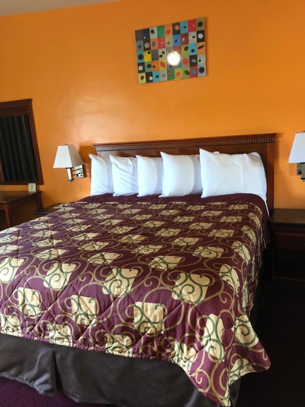 Encore Motel image 25