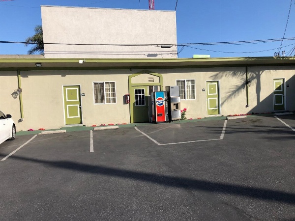 Encore Motel image 35