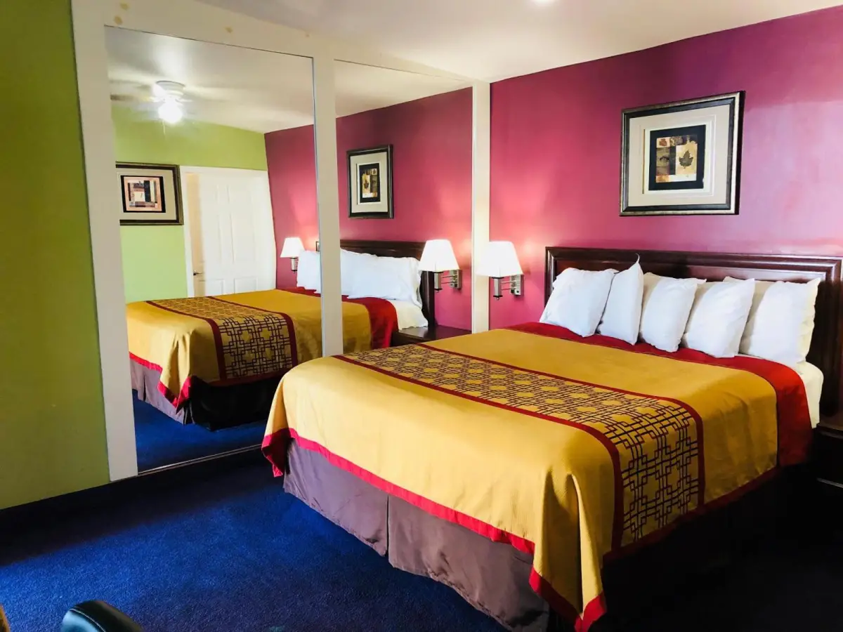 Encore Motel 7
